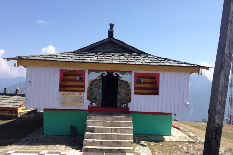 Bijli Mahadev Trek